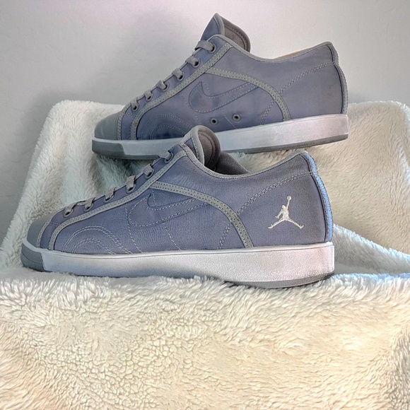 Air Jordan Sky High Retro Low Wolf Grey White - Picture 3 of 6